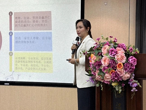 【企業(yè)走訪】——江西新商界83班琚冰同學(xué)所在單位江西瀛洪仁律師事務(wù)所260.jpg