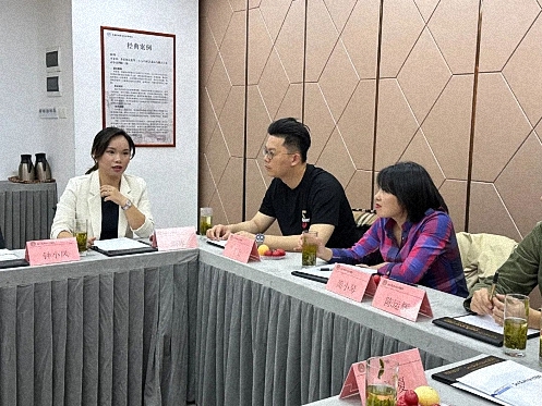 【企業(yè)走訪】——江西新商界83班琚冰同學(xué)所在單位江西瀛洪仁律師事務(wù)所562.jpg