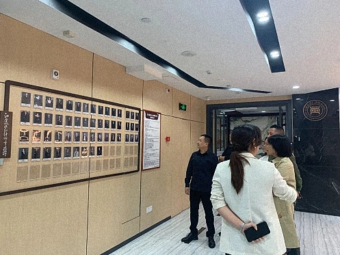 【企業(yè)走訪】——江西新商界83班琚冰同學(xué)所在單位江西瀛洪仁律師事務(wù)所730.jpg